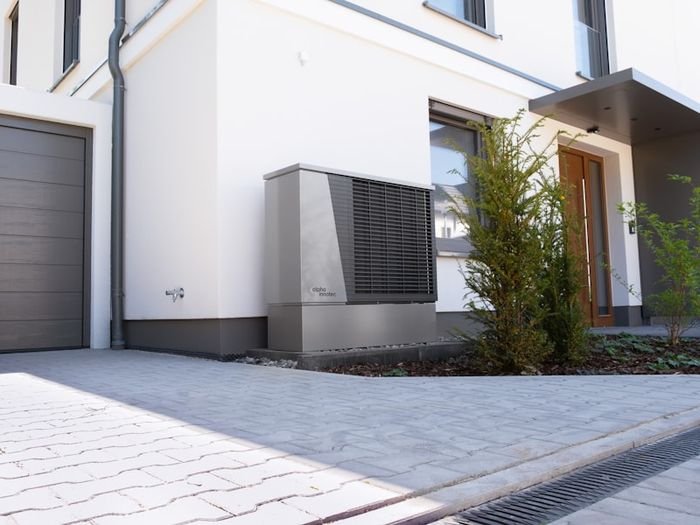 Wärmepumpe an einem Wohnhaus in Georgsmarienhütte